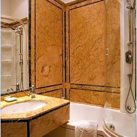 San Pio 3* Rome