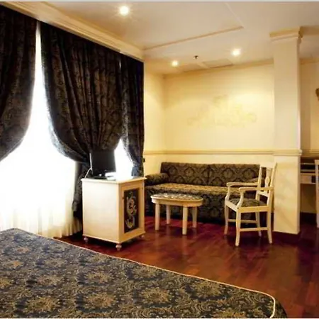 San Pio Отель 3*